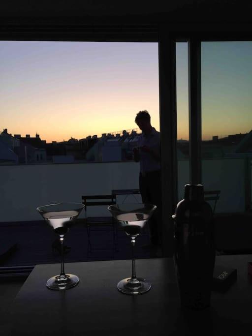 Apartament Rooftop In And Over